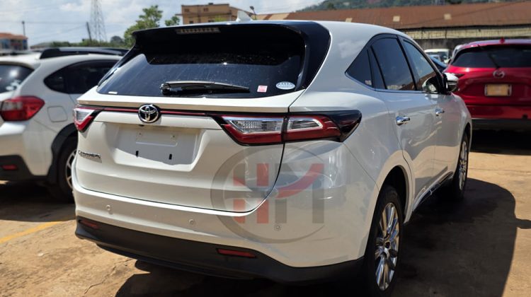 2018 TOYOTA HARRIER